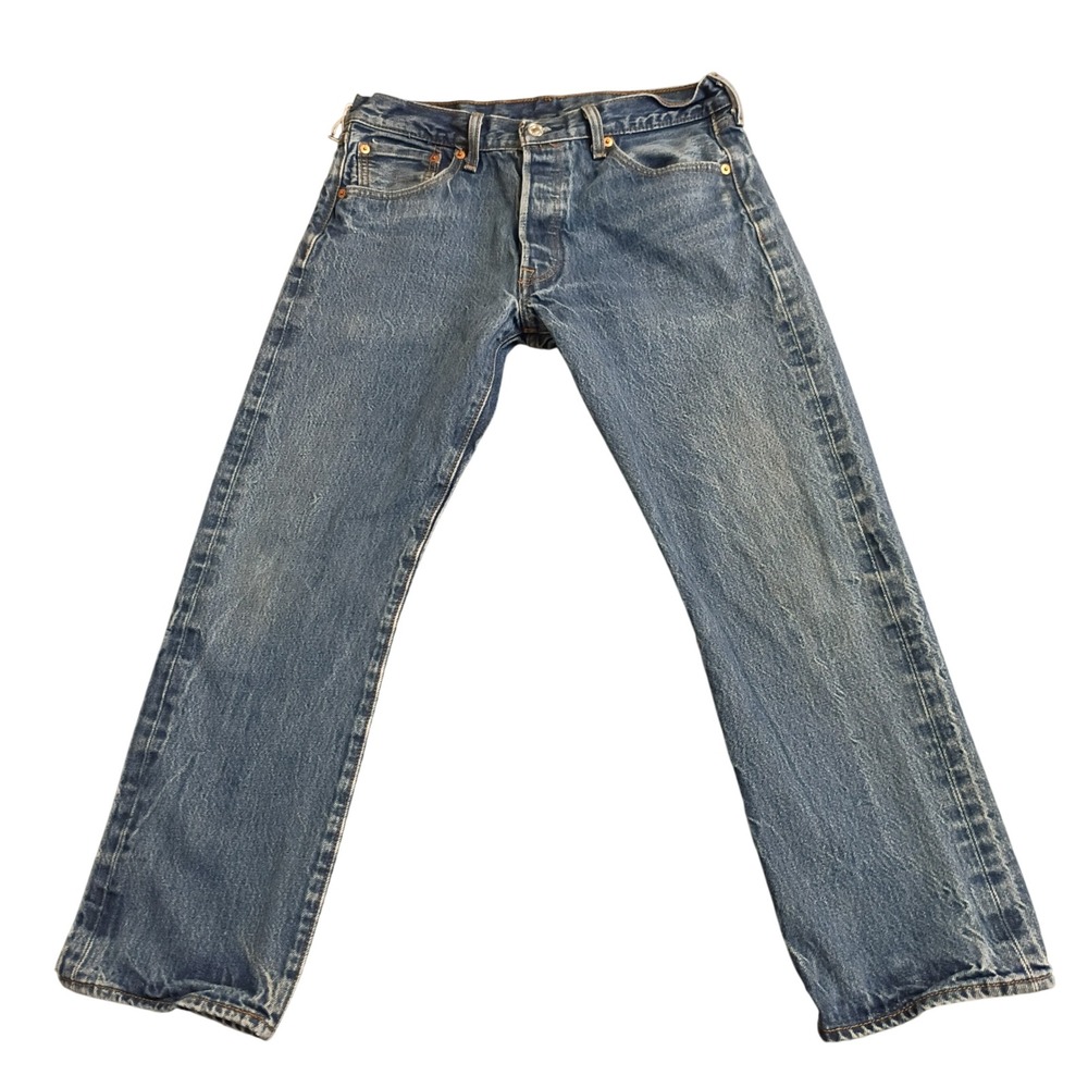 Levis 501 Original Fit Jeans Mens 32x30 Blue Medium Wash Straight Leg Denim